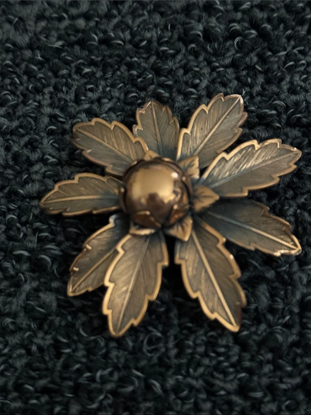 Fashion Jewelry Gold-Tone Floral Leaf Brooch